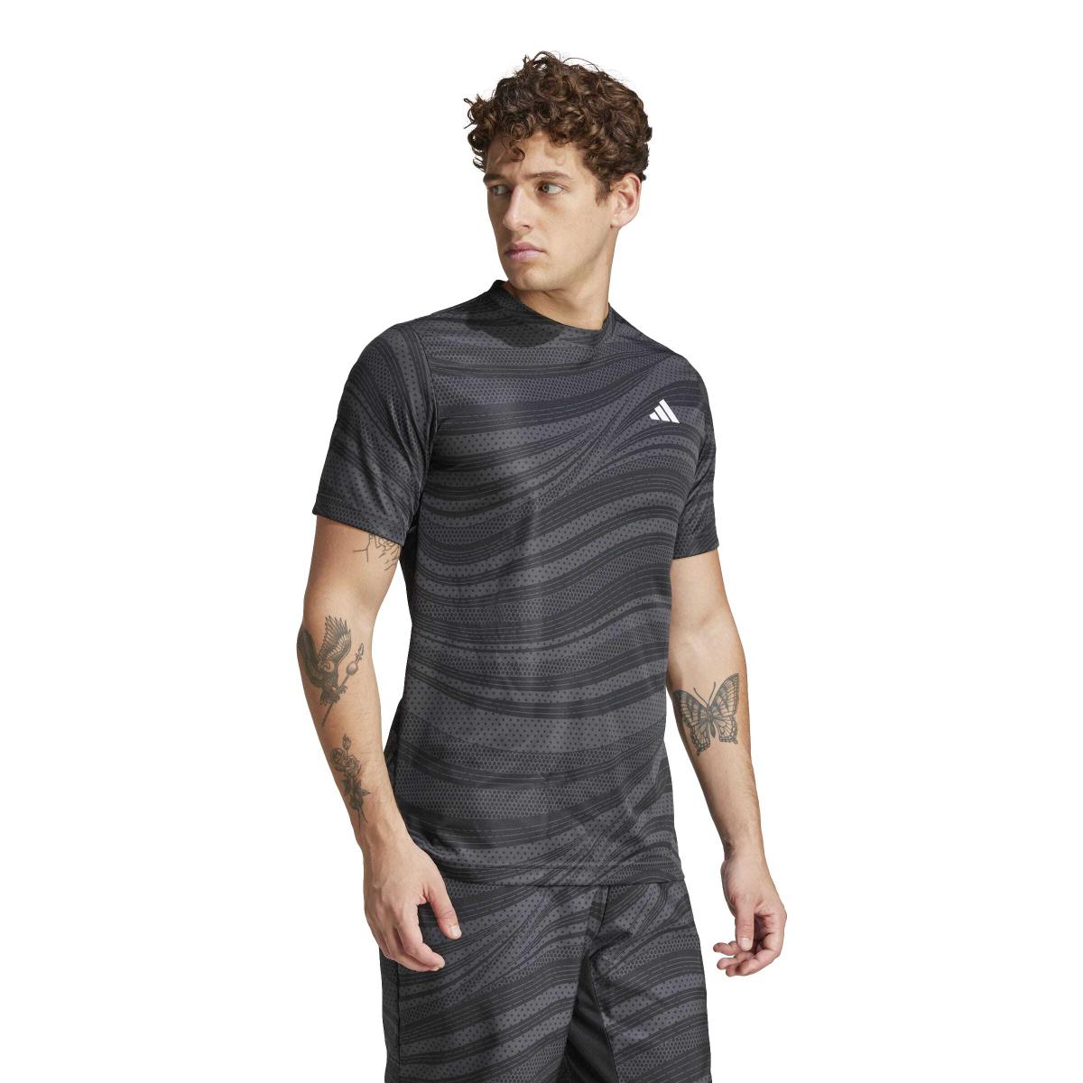 product/2/0/2025_09_adidas_jf8422_4_apparel_on_model_walking_view_white.jpg