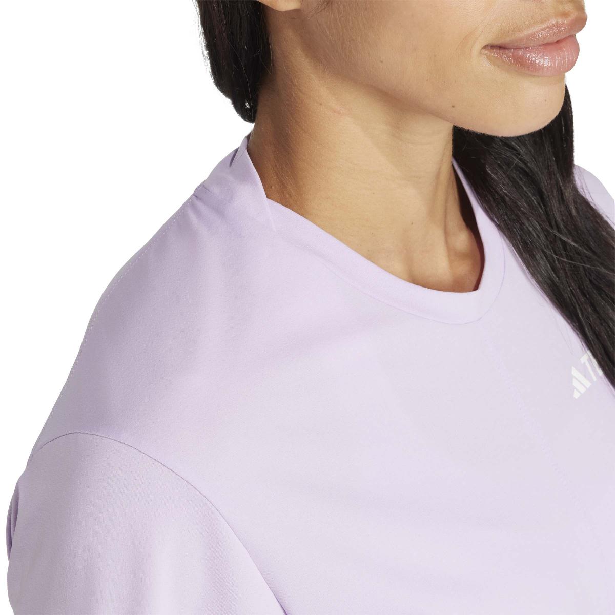 product/2/0/2025_09_adidas_jn3890_7_apparel_on_model_detail_view_2_white.jpg