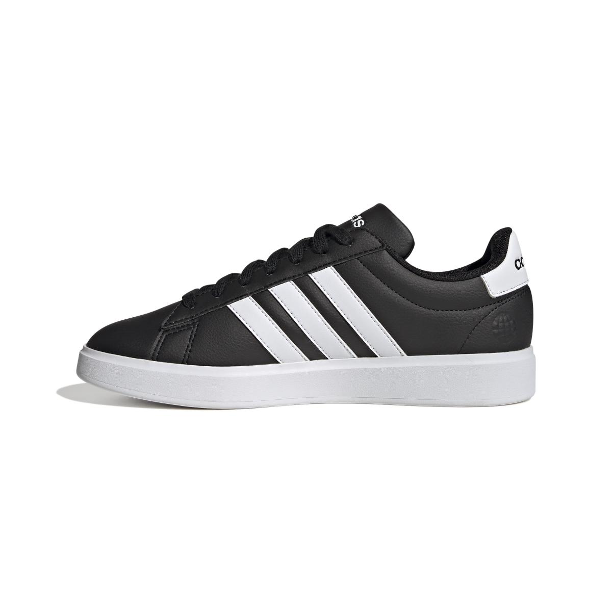 product/a/d/adidas-originals_gw9196_5_footwear_photography_side_medial_center_view_white_000.jpg