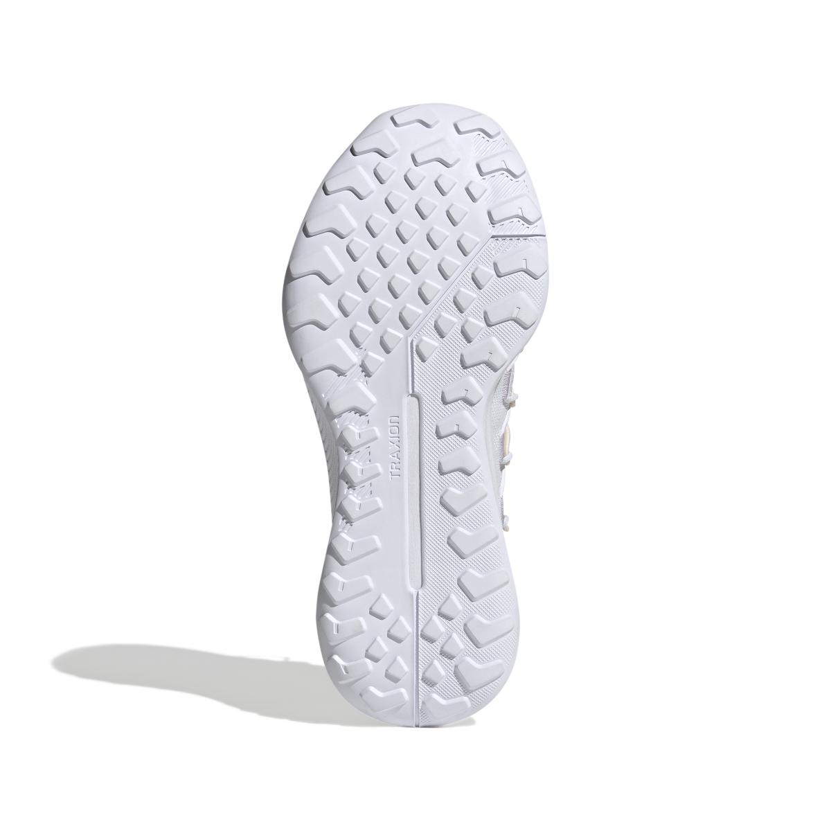 product/a/d/adidas_fz3337_4_footwear_photography_bottom_view_white_000.jpg