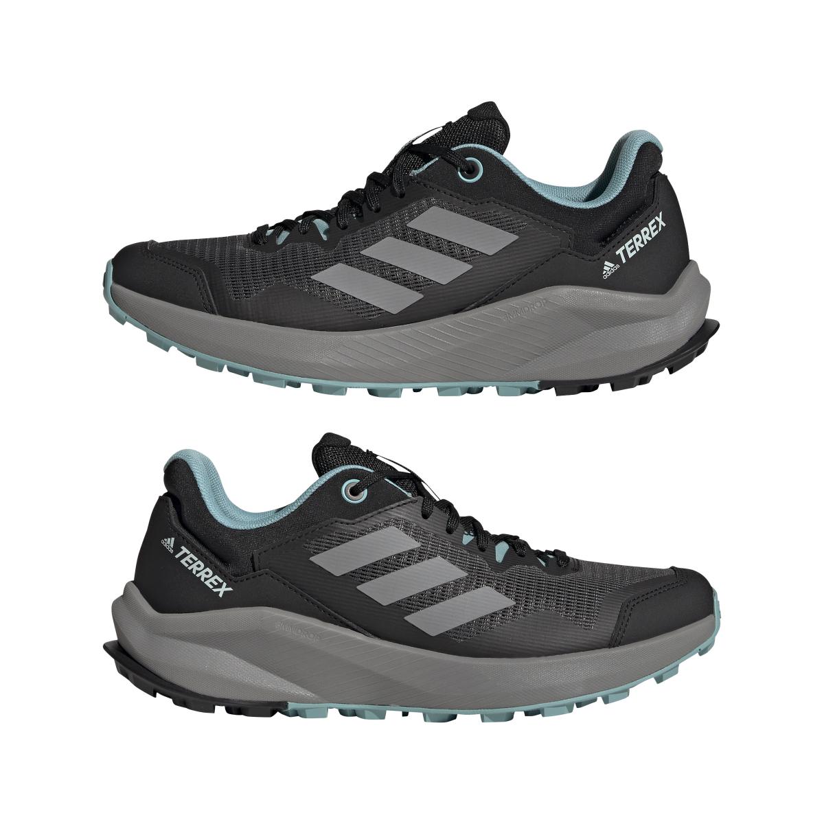 product/a/d/adidas_gw5557_10_footwear_photography_mirrored_pair_view_white_000.jpg