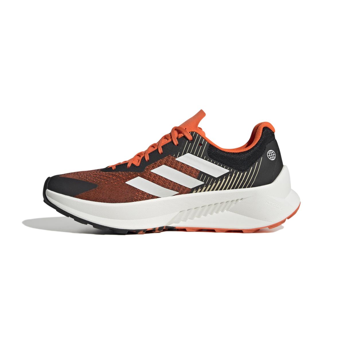 product/a/d/adidas_hp5564_5_footwear_photography_side_medial_center_view_white_000.jpg