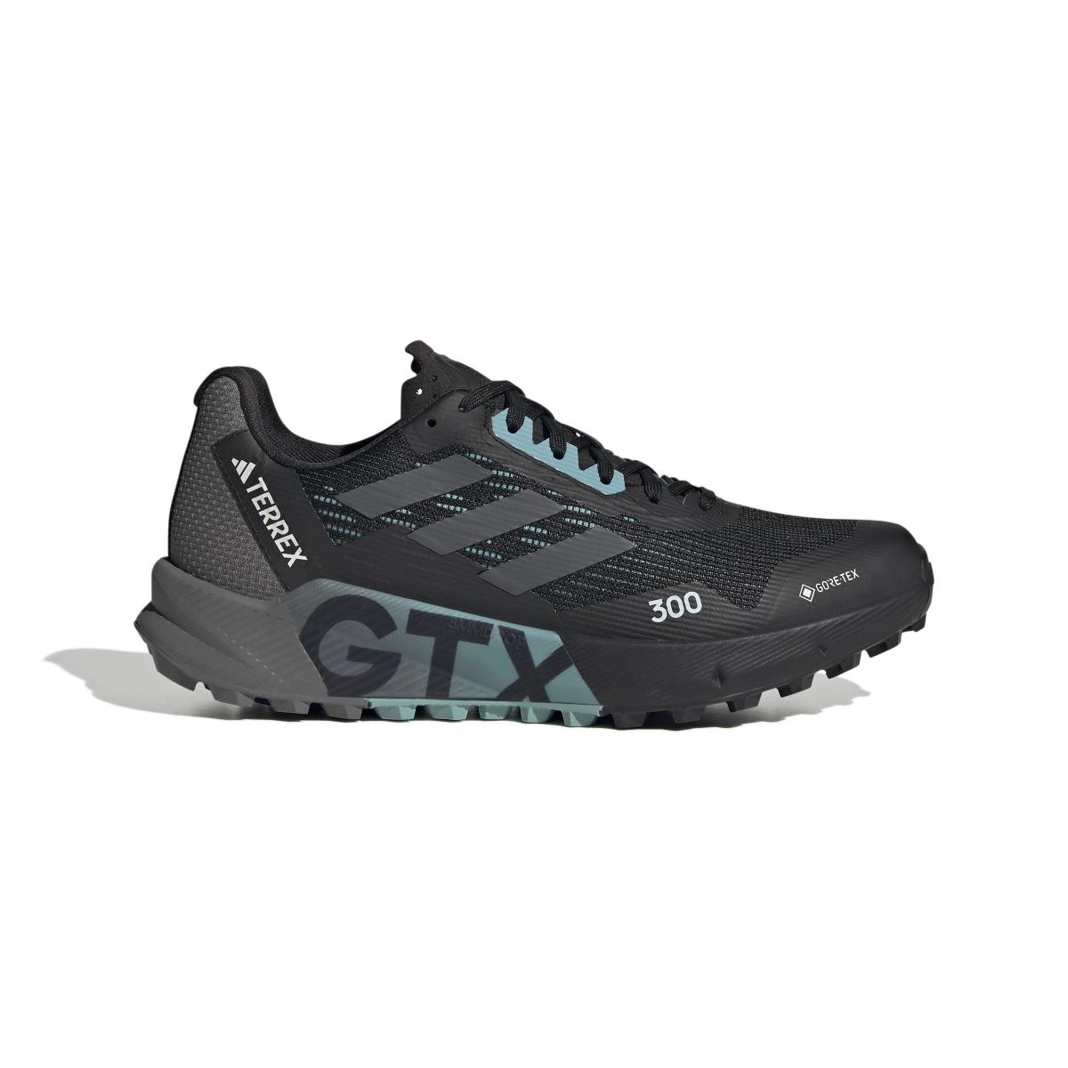product/a/d/adidas_hr1145_1_footwear_photography_side_lateral_center_view_white_000.jpg