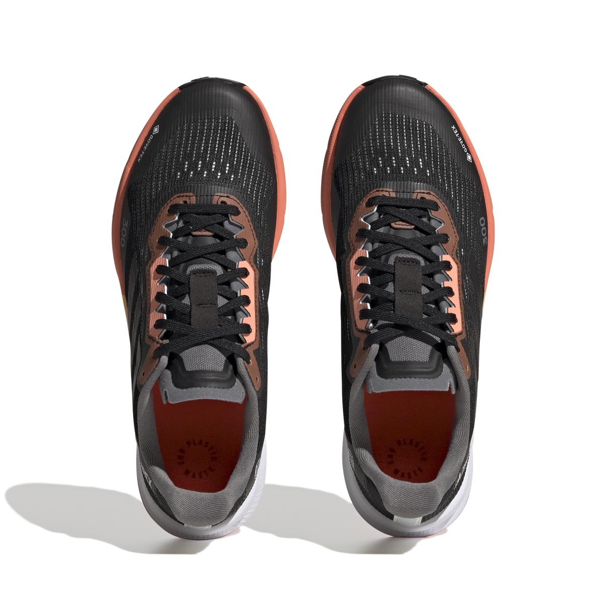 product/a/d/adidas_hr1146_3_footwear_photography_top_portrait_view_white_000.jpg