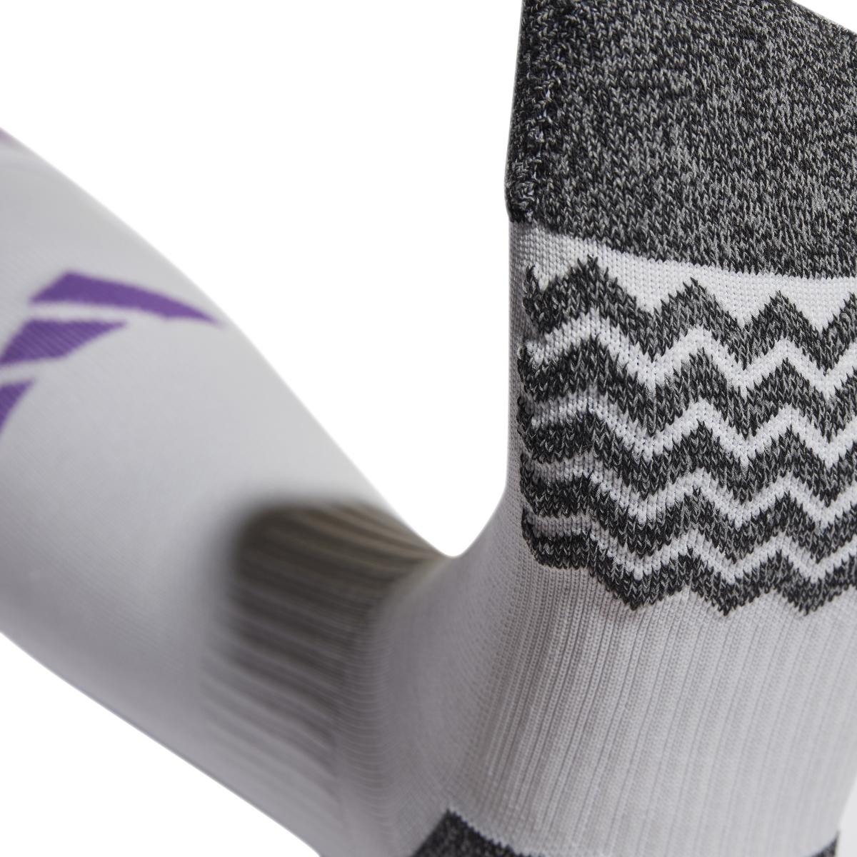 product/a/d/adidas_ht5024_gris-fonce_6.jpg