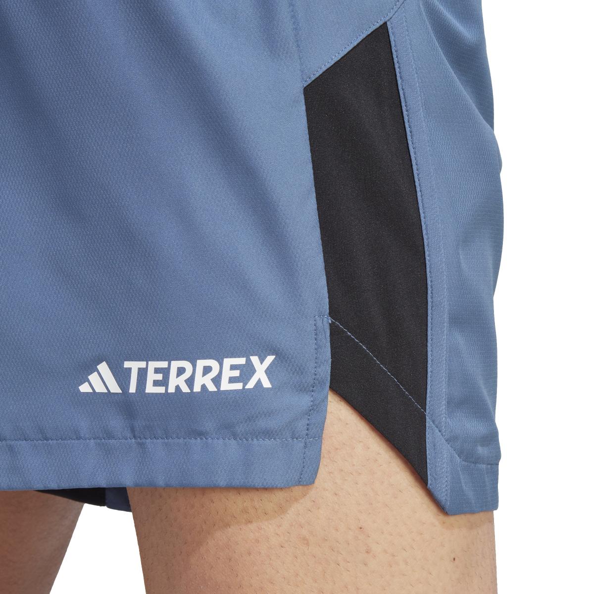 product/a/d/adidas_ib1891_7_apparel_on_model_detail_view_1_white.jpg