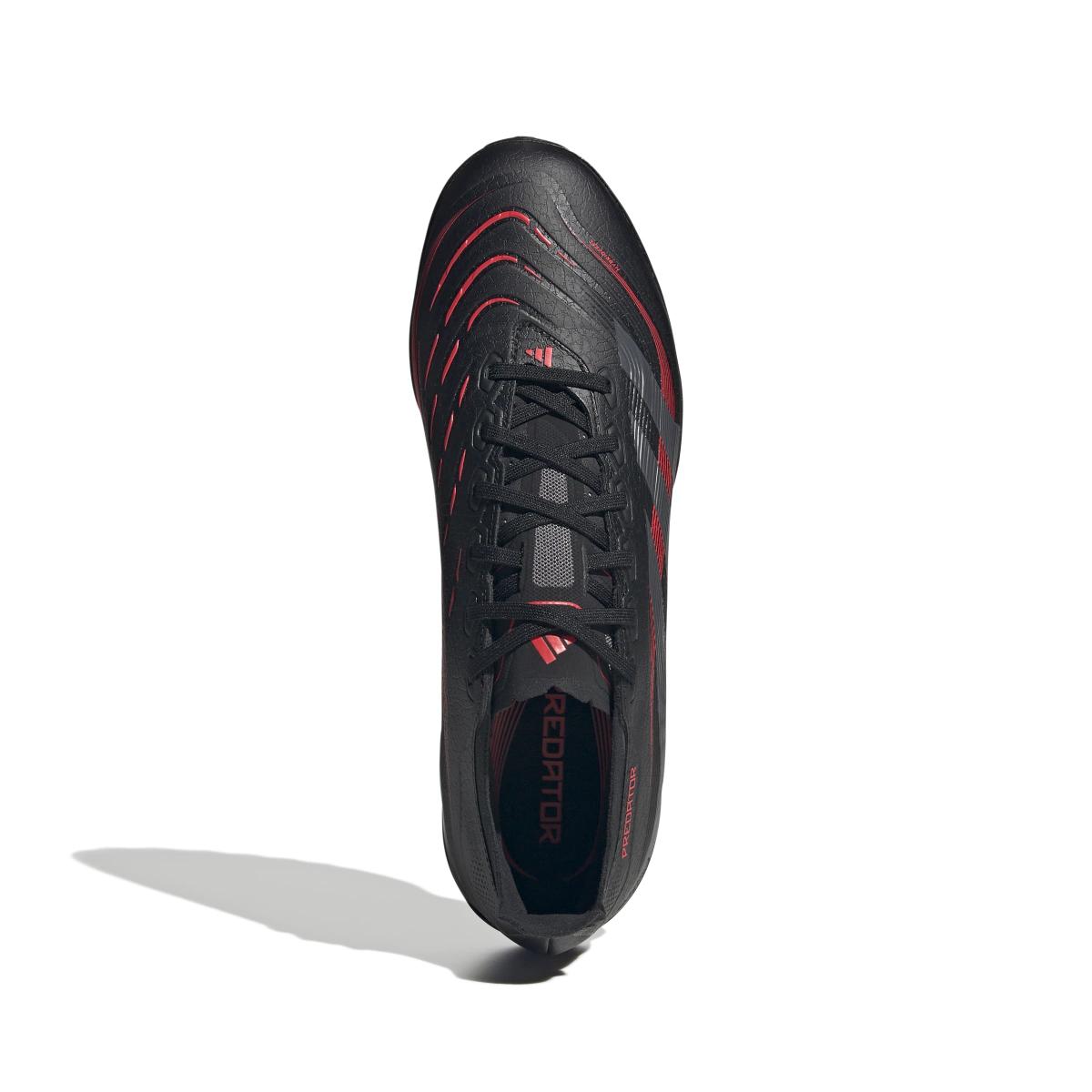 product/a/d/adidas_id3768_2_footwear_photography_top_portrait_view_white-nw091625.jpg