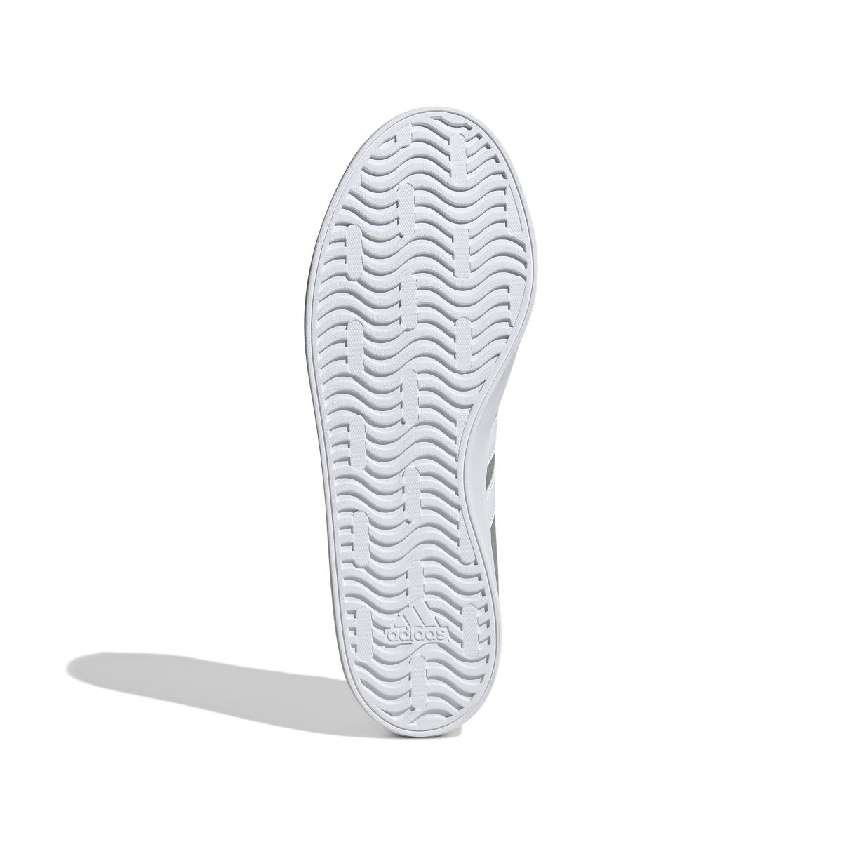 product/a/d/adidas_id6276_4_footwear_photography_bottom_view_white.jpg