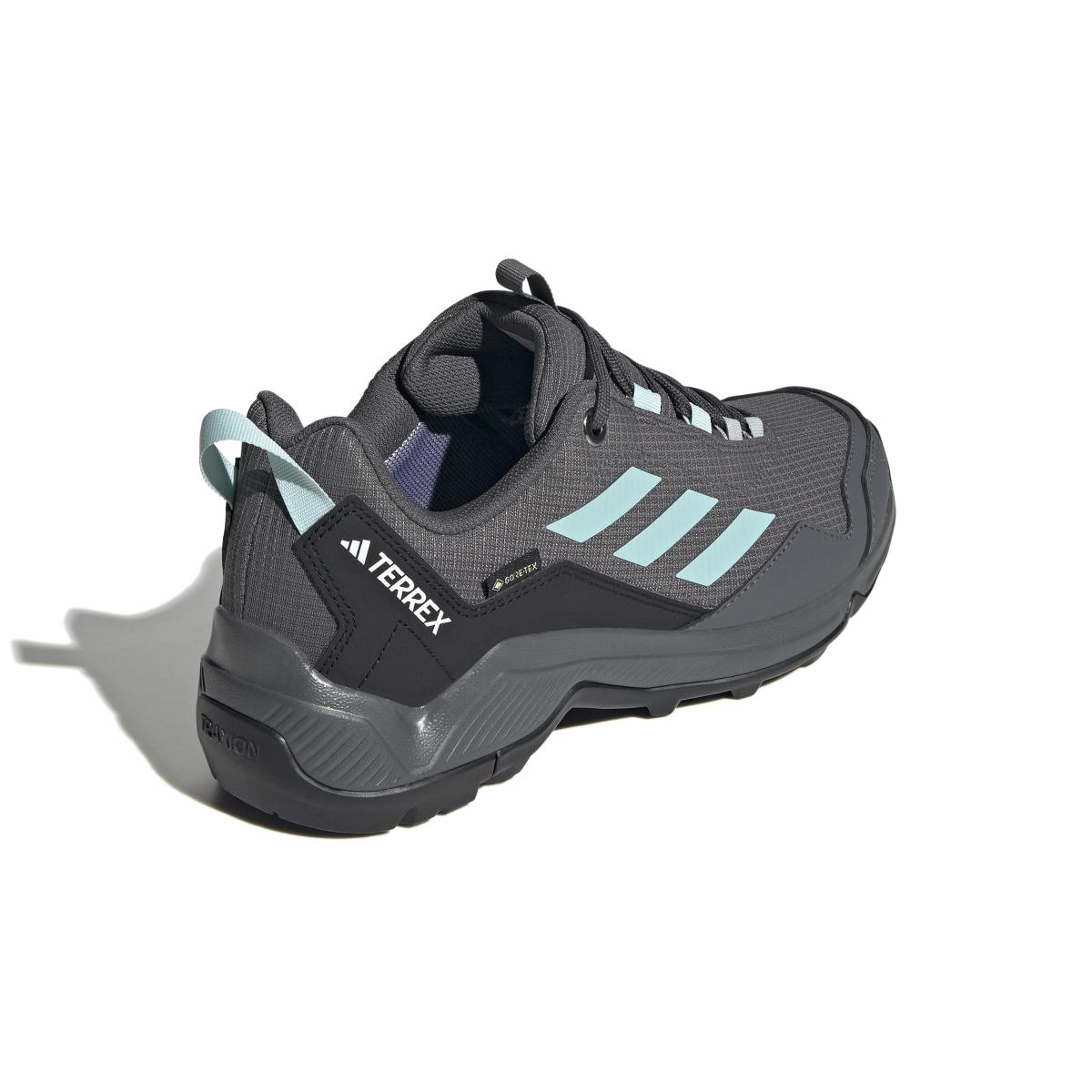 product/a/d/adidas_id7850_7_footwear_photography_back_lateral_top_view_white.jpg