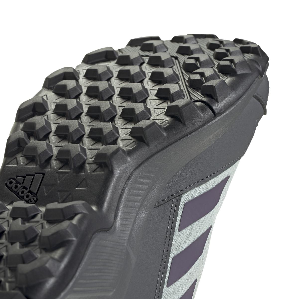 product/a/d/adidas_id7852_9_footwear_photography_detail_view_2_white.jpg