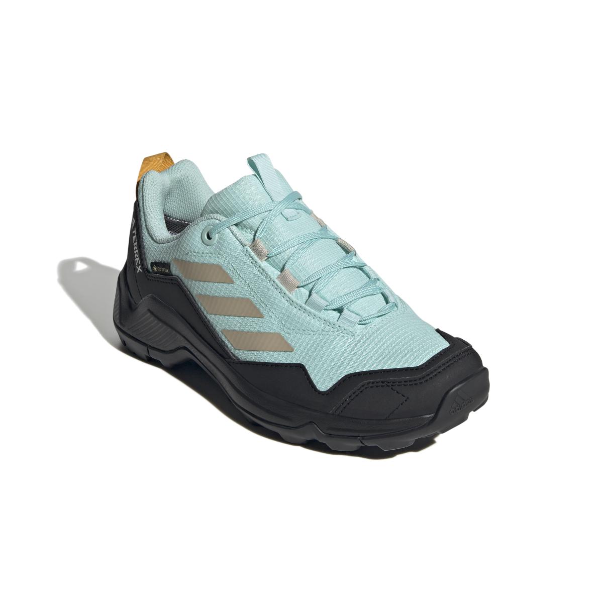 product/a/d/adidas_id7853_6_footwear_photography_front_lateral_top_view_white.jpg