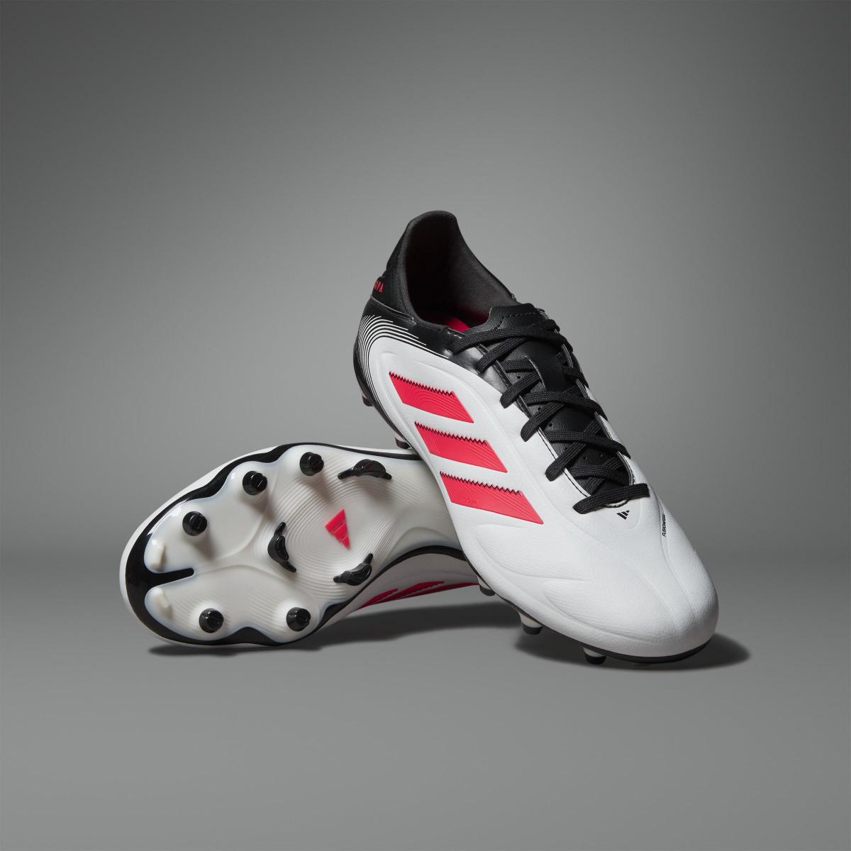 product/a/d/adidas_id9049_14_footwear_photography_heromrktng_view_1-nw092325.jpg