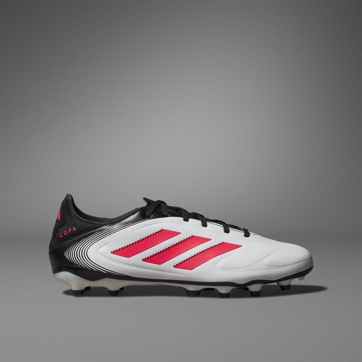 product/a/d/adidas_id9049_15_footwear_photography_heromrktng_view_4-nw092325.jpg