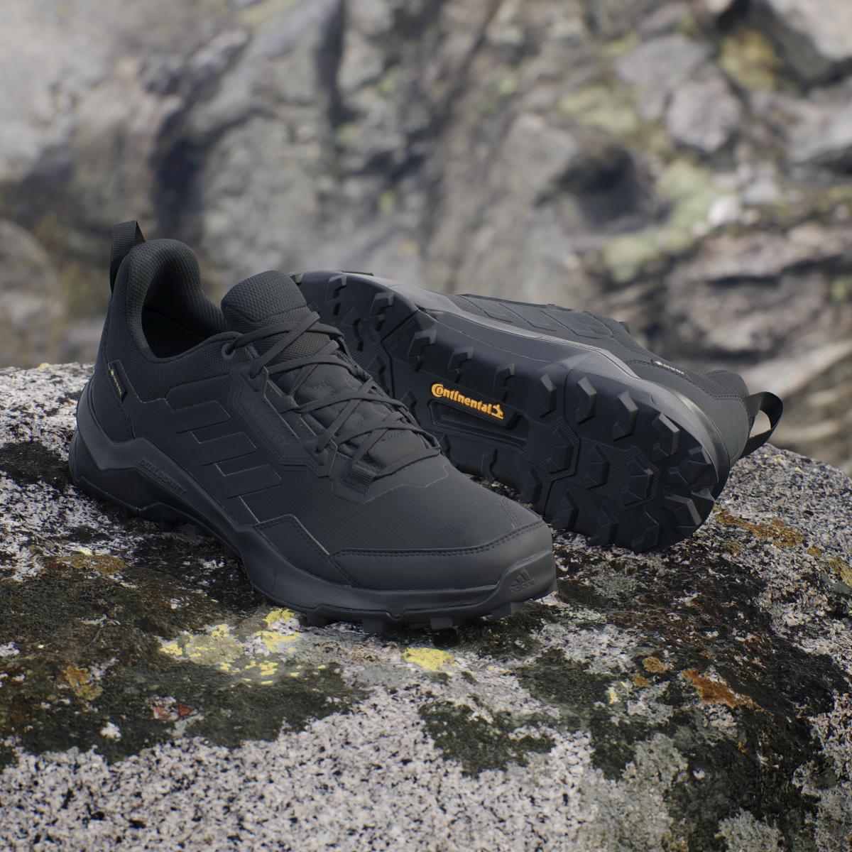 product/a/d/adidas_ie2570_21_footwear_photography_heromrktng_view_8.jpg