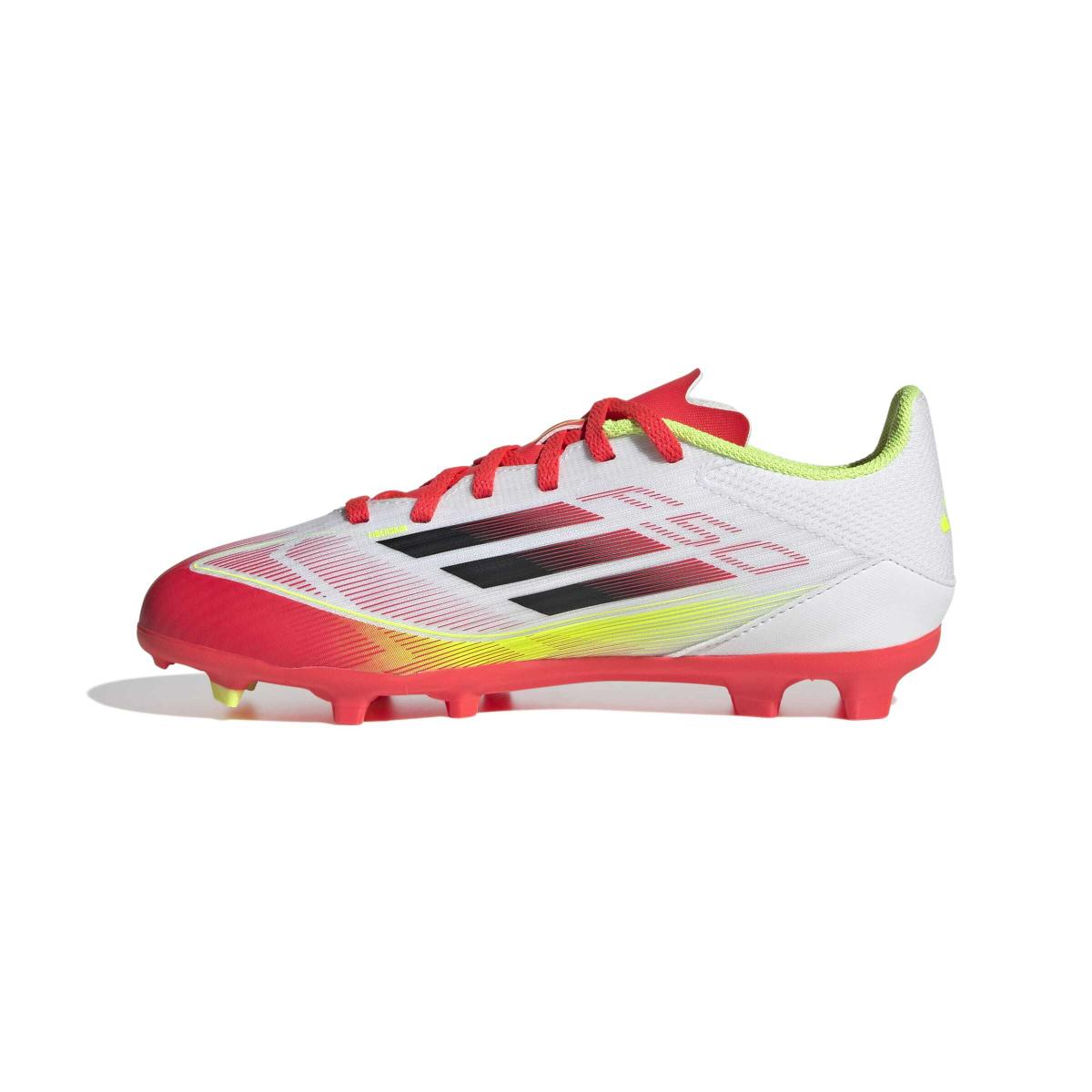 product/a/d/adidas_ie3747_4_footwear_photography_side_medial_center_view_white-nw091625.jpg