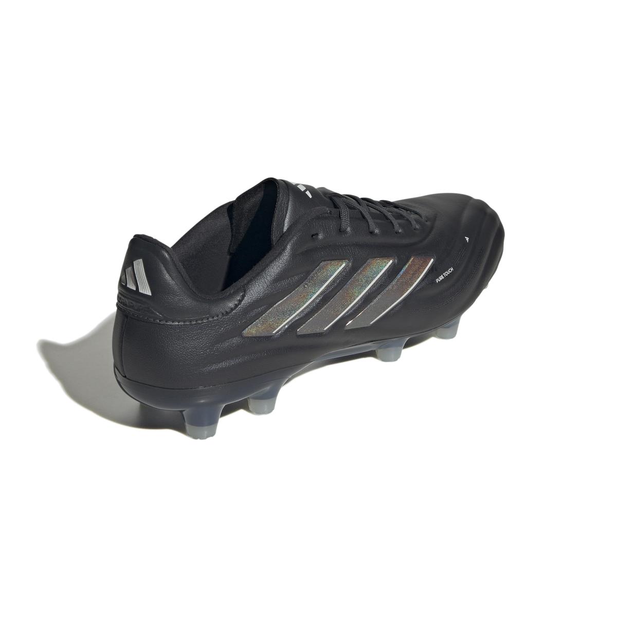 product/a/d/adidas_ie7487_6_footwear_photography_back_lateral_top_view_white.jpg