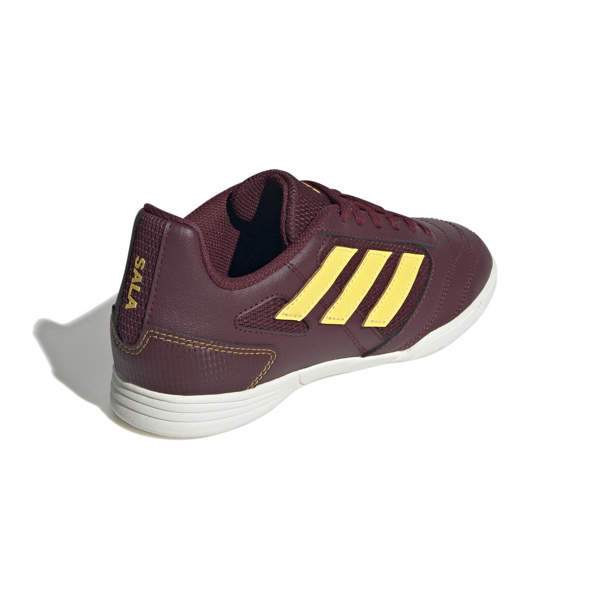 product/a/d/adidas_ie7558_6_footwear_photography_back_lateral_top_view_white.jpg