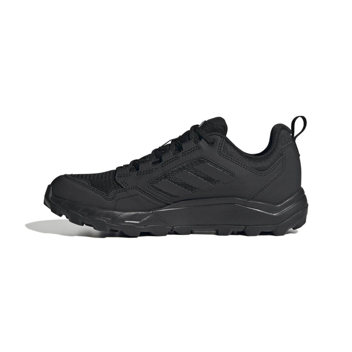 product/a/d/adidas_if5029_5_footwear_photography_side_medial_center_view_white-nw110824.jpg