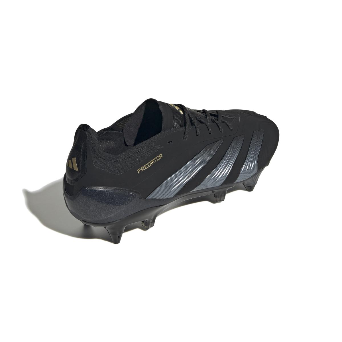 product/a/d/adidas_if6324_6_footwear_photography_back_lateral_top_view_white.jpg