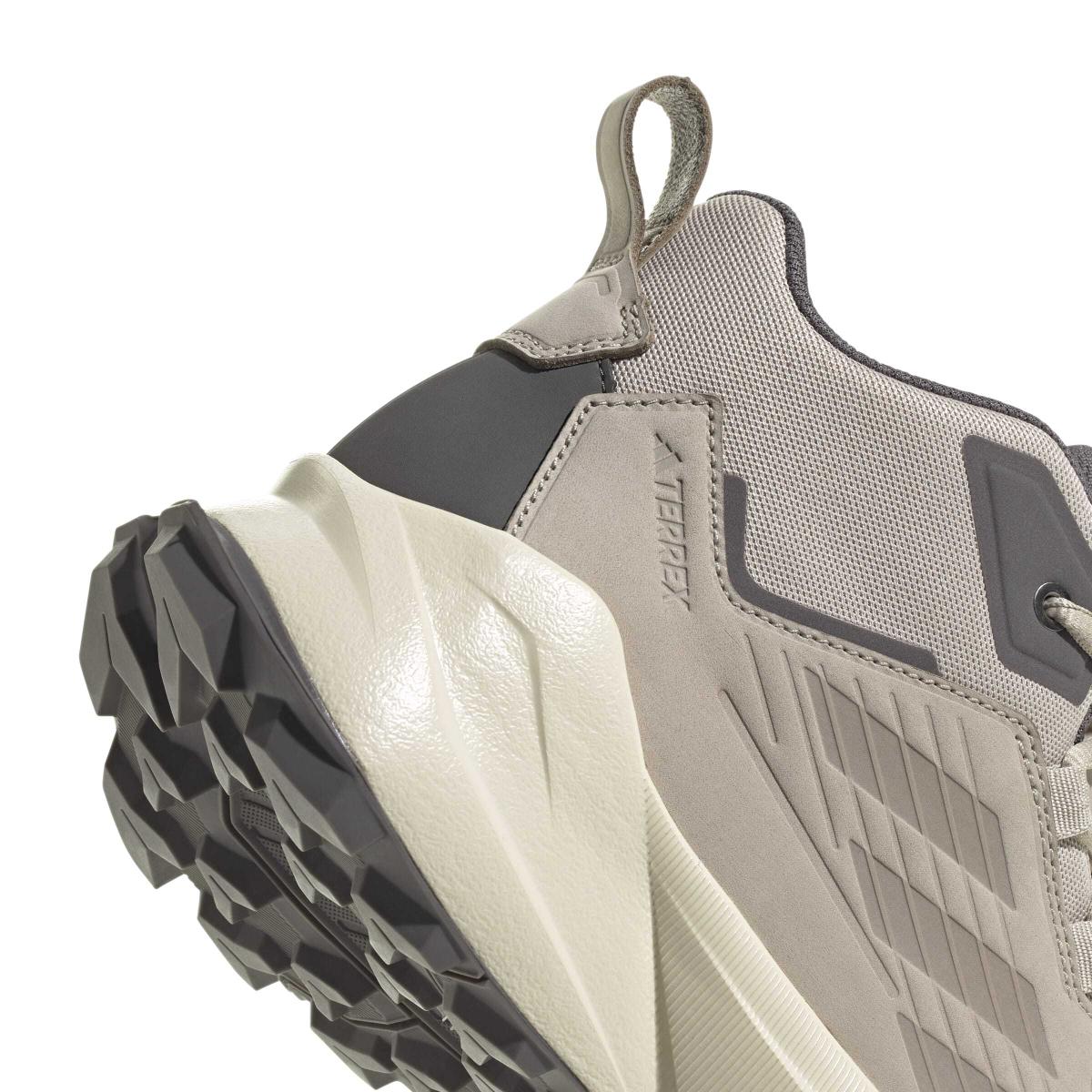 product/a/d/adidas_if6548_8_footwear_photography_detail_view_1_white-nw091625.jpg