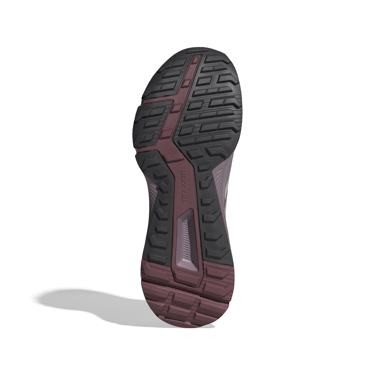 product/a/d/adidas_ih3450_4_footwear_photography_bottom_view_white.jpg