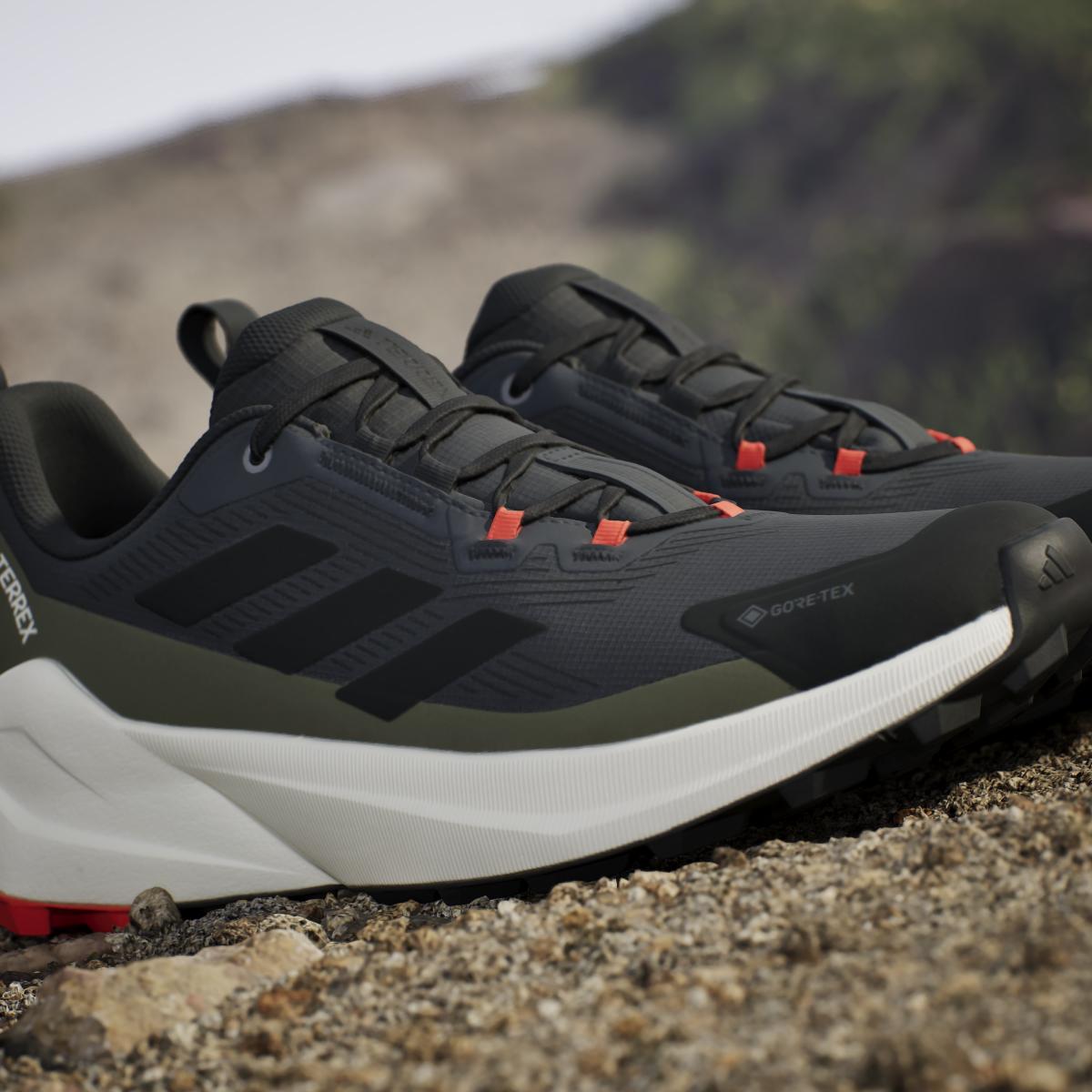 product/a/d/adidas_ih3737_22_footwear_photography_heromrktng_view_9-nw091625.jpg