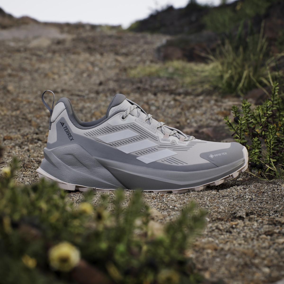 product/a/d/adidas_ih3790_16_footwear_photography_heromrktng_view_3-nw091625.jpg