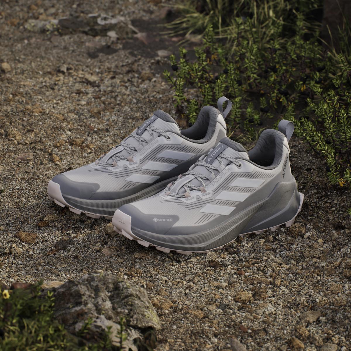 product/a/d/adidas_ih3790_18_footwear_photography_heromrktng_view_5-nw091625.jpg