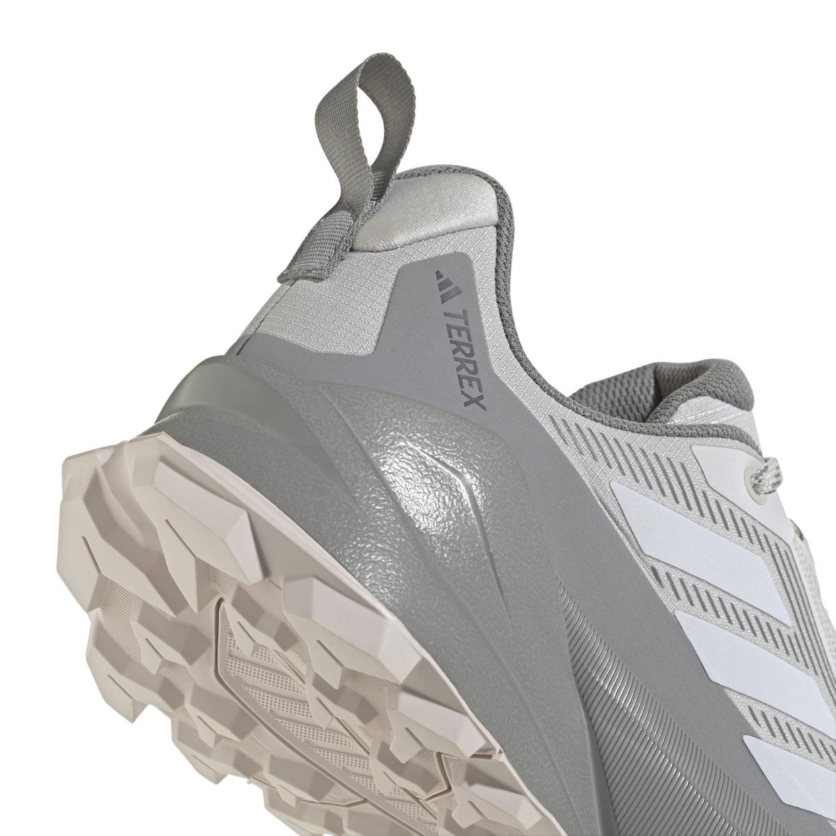 product/a/d/adidas_ih3790_8_footwear_photography_detail_view_1_white-nw091625.jpg