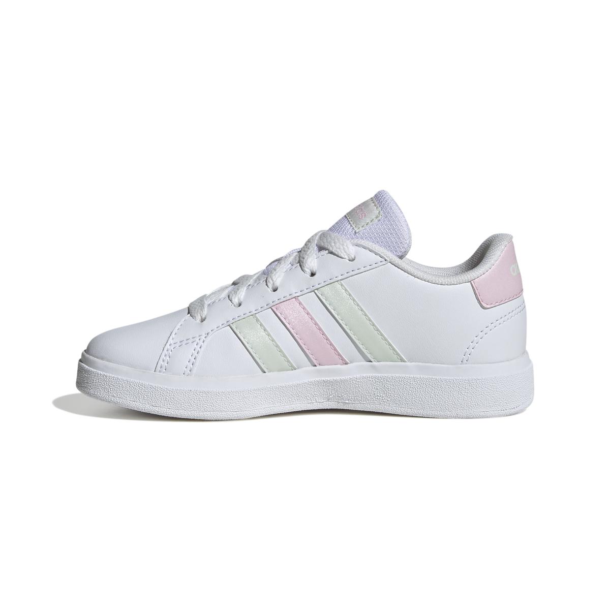 product/a/d/adidas_ih4886_5_footwear_photography_side_medial_center_view_white.jpg
