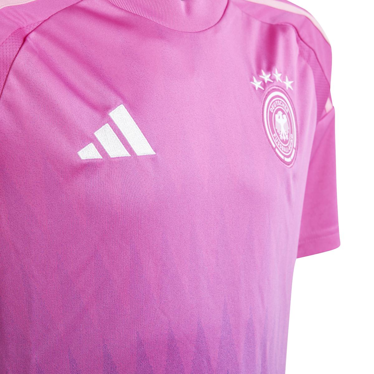 product/a/d/adidas_ip8161_4_apparel_photography_detail_view_1_white.jpg