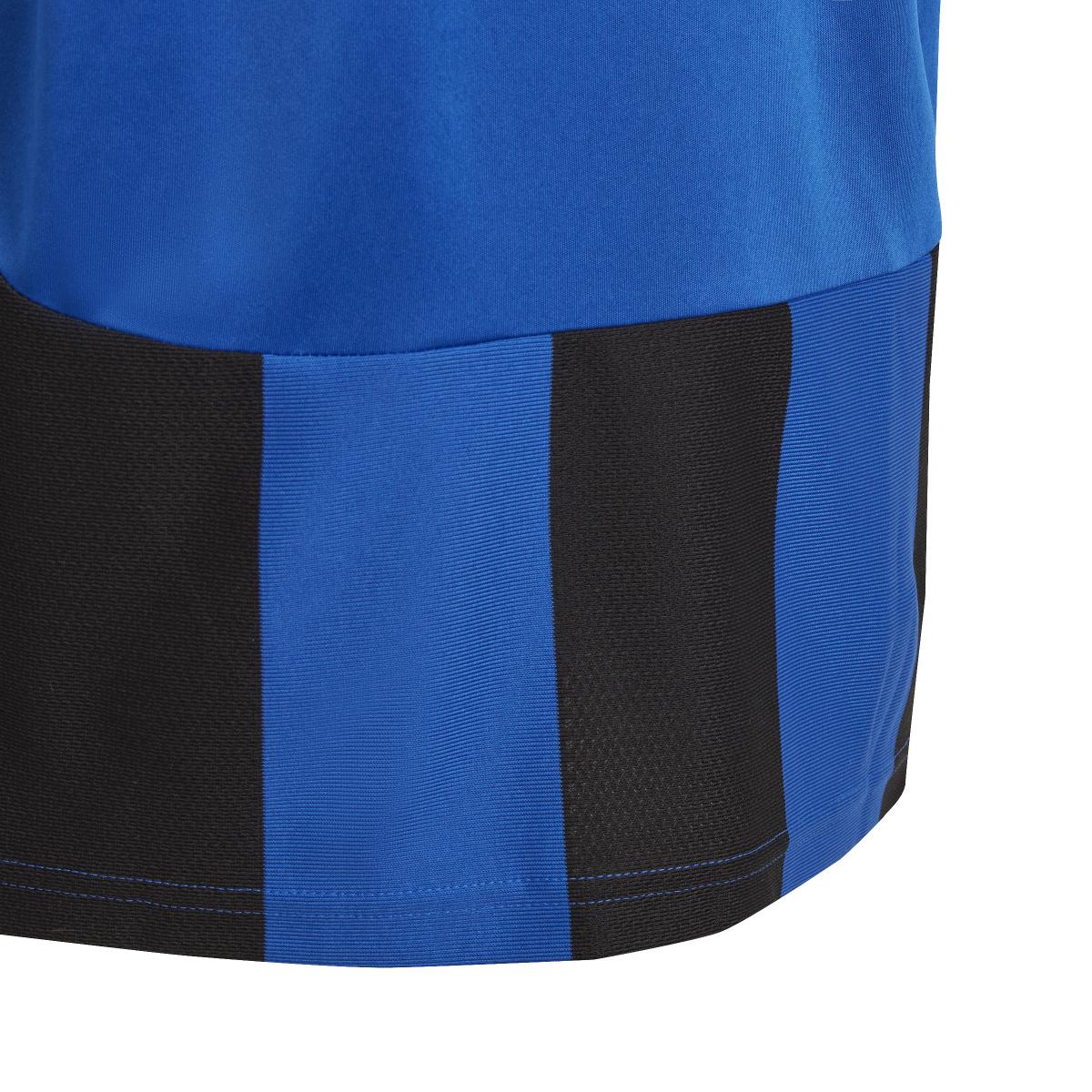 product/a/d/adidas_iw2136_5_apparel_photography_detail_view_3_white-nw032624.jpg