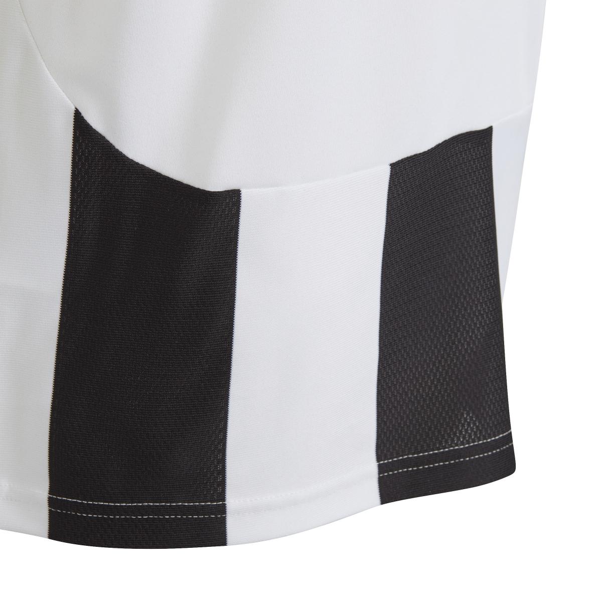 product/a/d/adidas_iw2141_5_apparel_photography_detail_view_3_white-nw032624.jpg