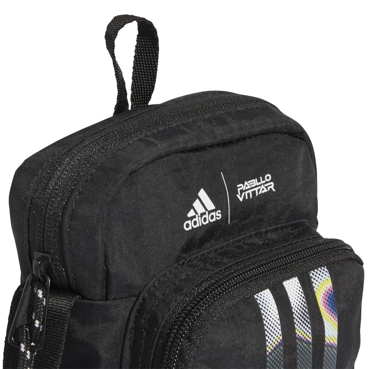product/a/d/adidas_iz5015_4_hardware_photography_detail_view_1_white.jpg