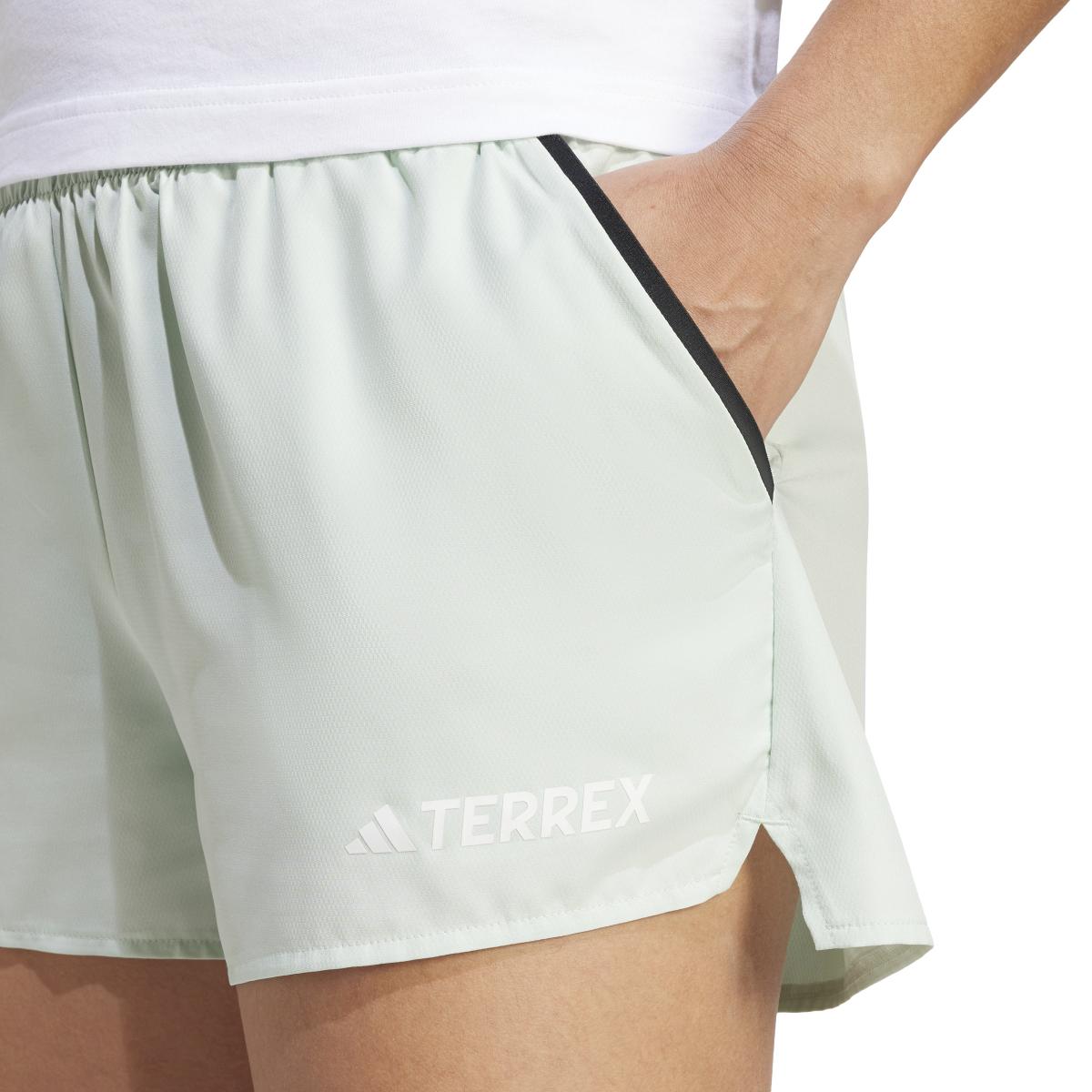 product/a/d/adidas_jd4097_7_apparel_on_model_detail_view_2_white.jpg