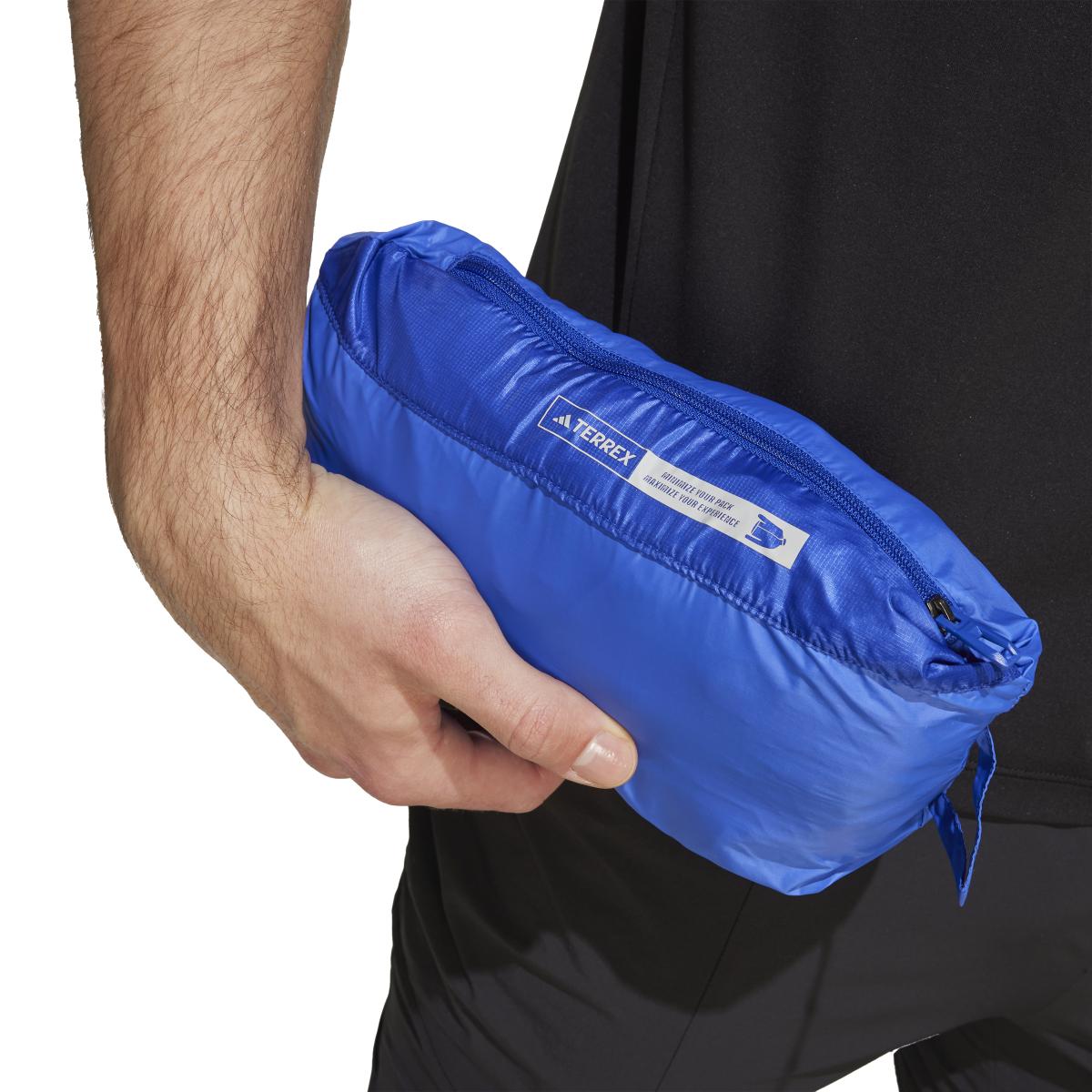 product/a/d/adidas_jd8391_selubl_7.jpg