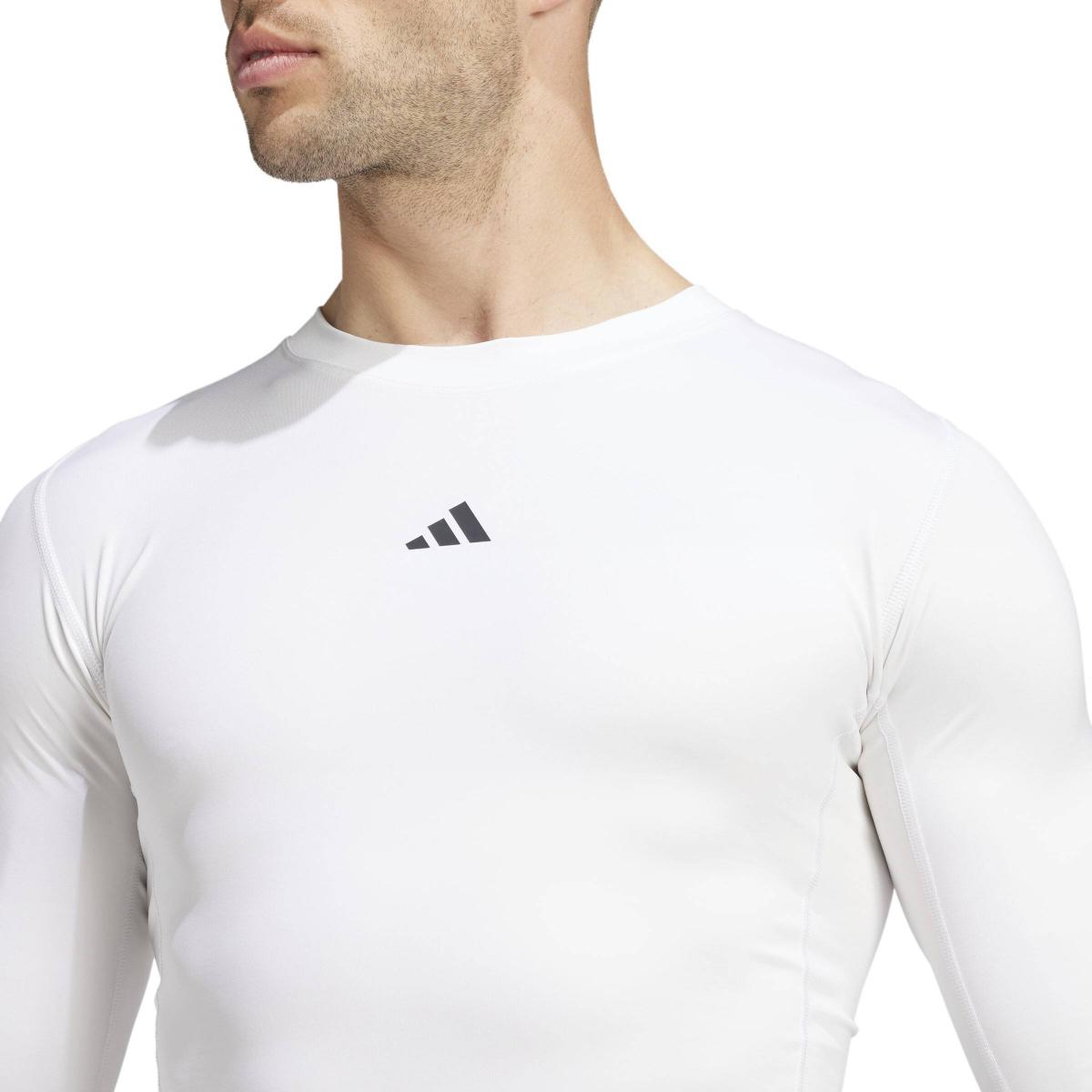 product/a/d/adidas_je6703_8_apparel_on_model_detail_view_2_white.jpg
