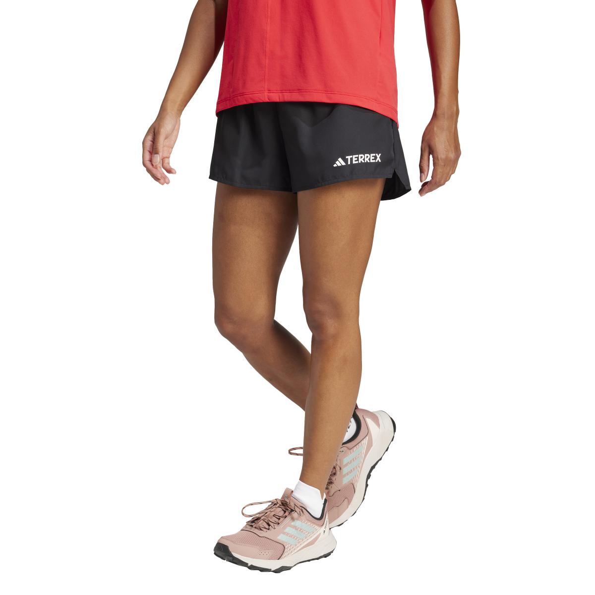 product/a/d/adidas_jf1258_black_3.jpg