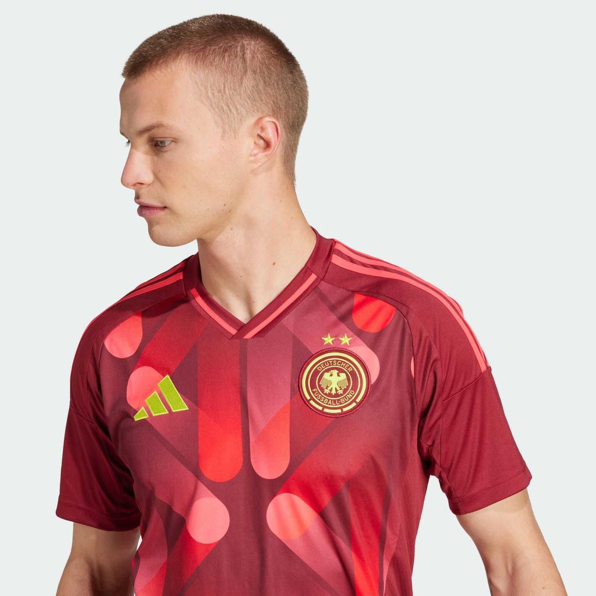 product/a/d/adidas_jf2605_4.jpg
