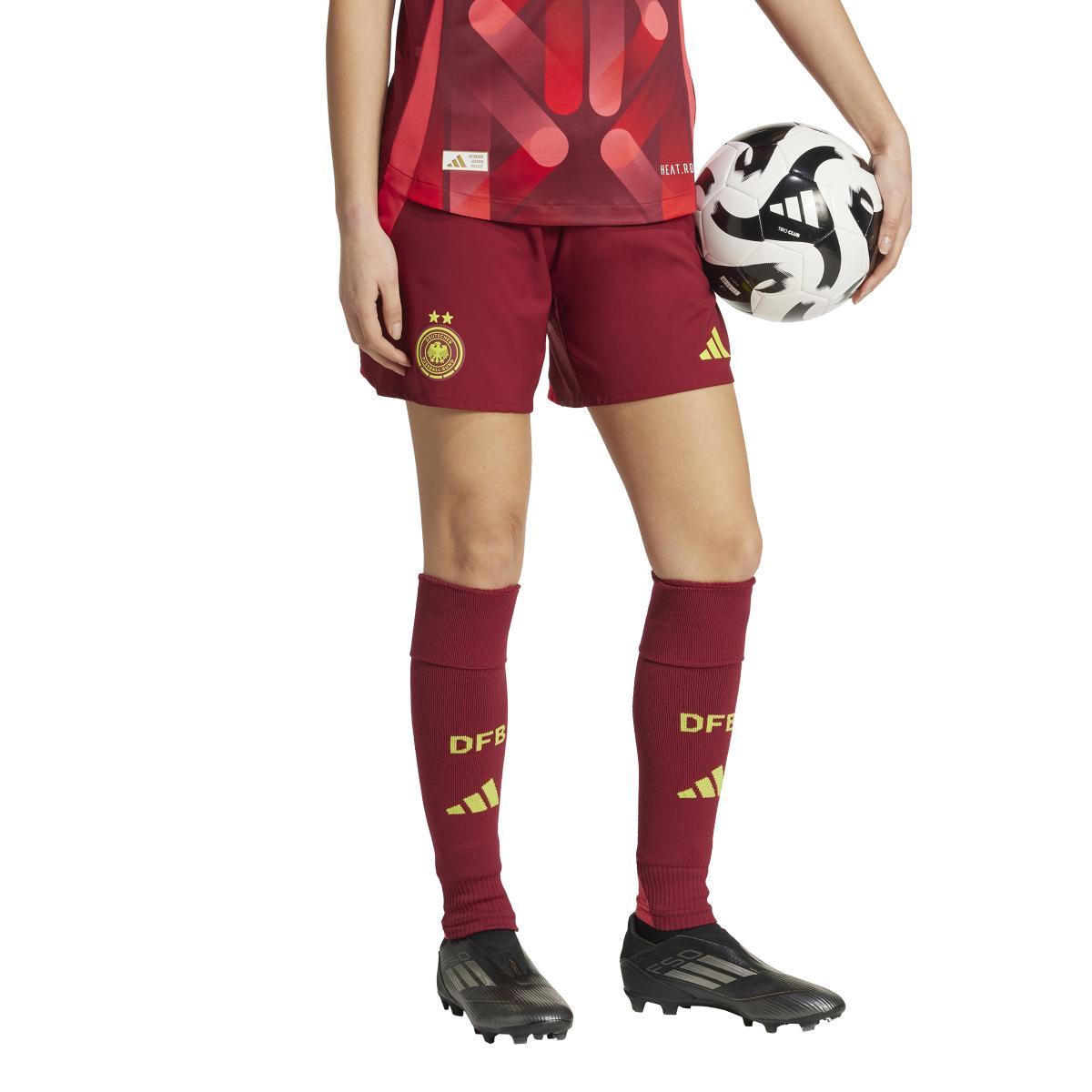 product/a/d/adidas_jf2609_tecobu_7.jpg