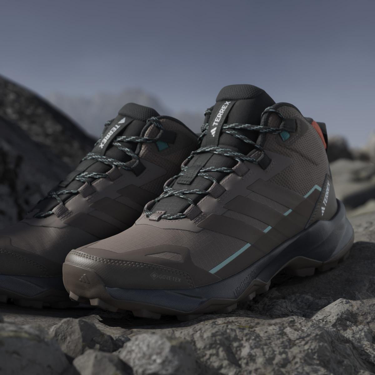 product/a/d/adidas_jh7808_22_footwear_photography_heromrktng_view_9-nw091625.jpg