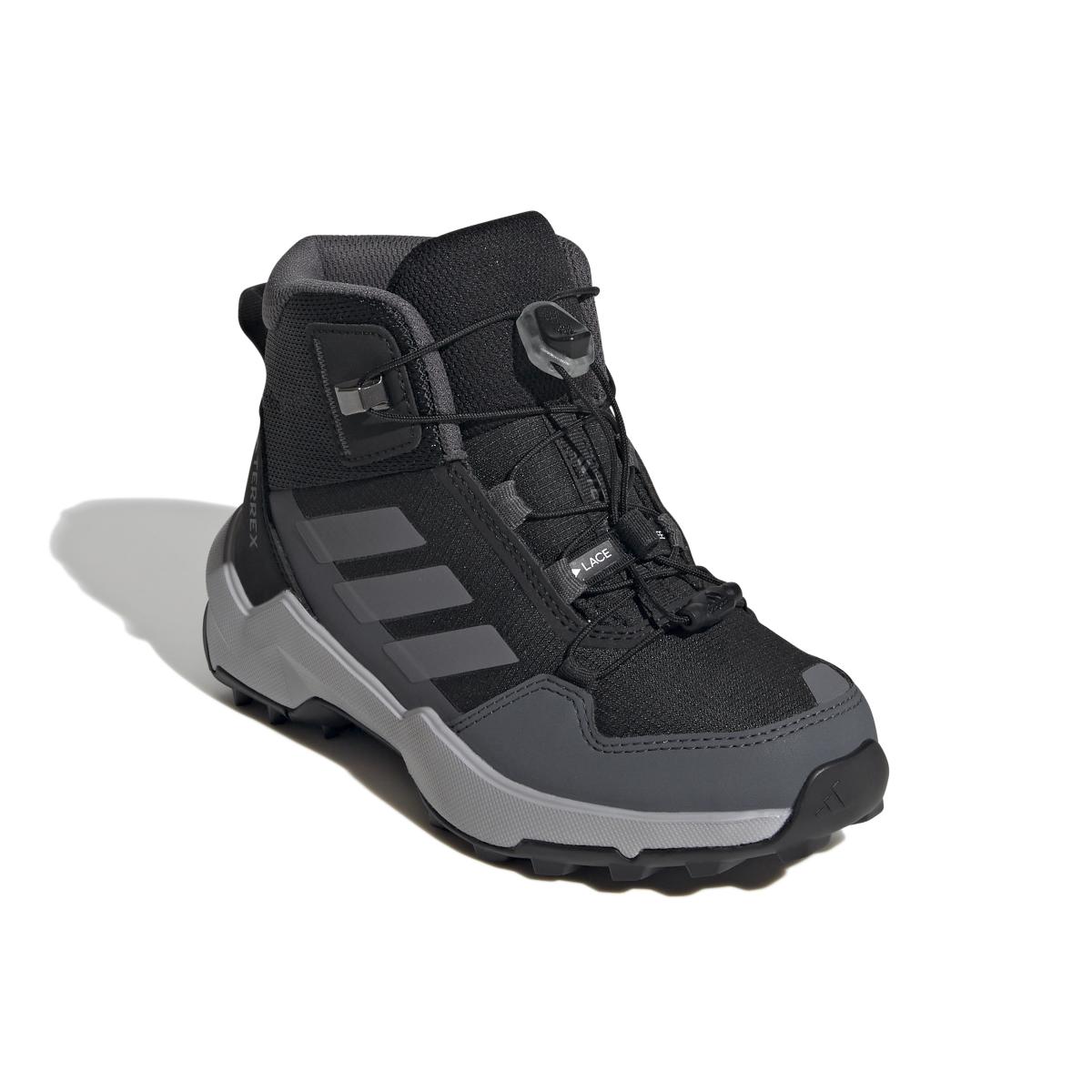 product/a/d/adidas_ji0920_6_footwear_photography_front_lateral_top_view_white-nw091625.jpg
