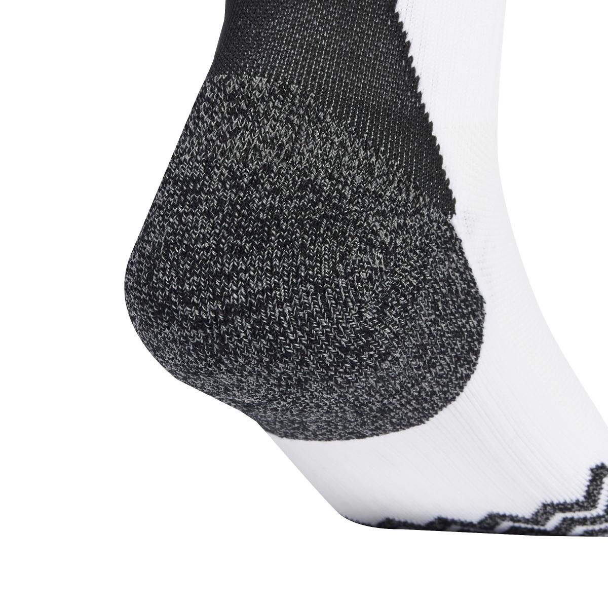 product/a/d/adidas_ji7437_3_hardware_photography_detail_view_2_white.jpg
