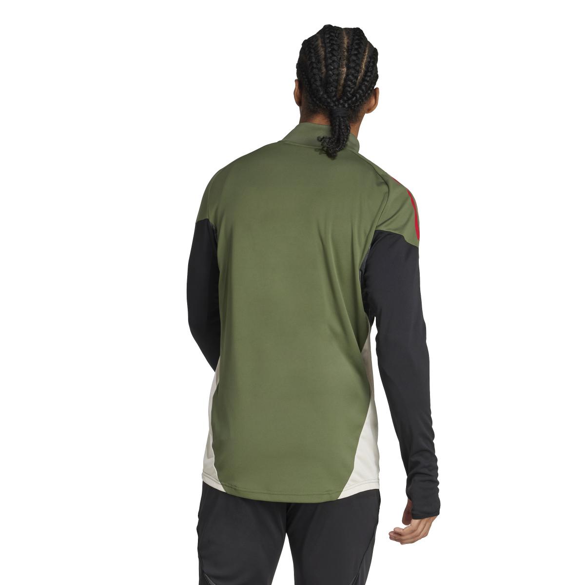 product/a/d/adidas_jn5621_3_apparel_on_model_back_view_white.jpg