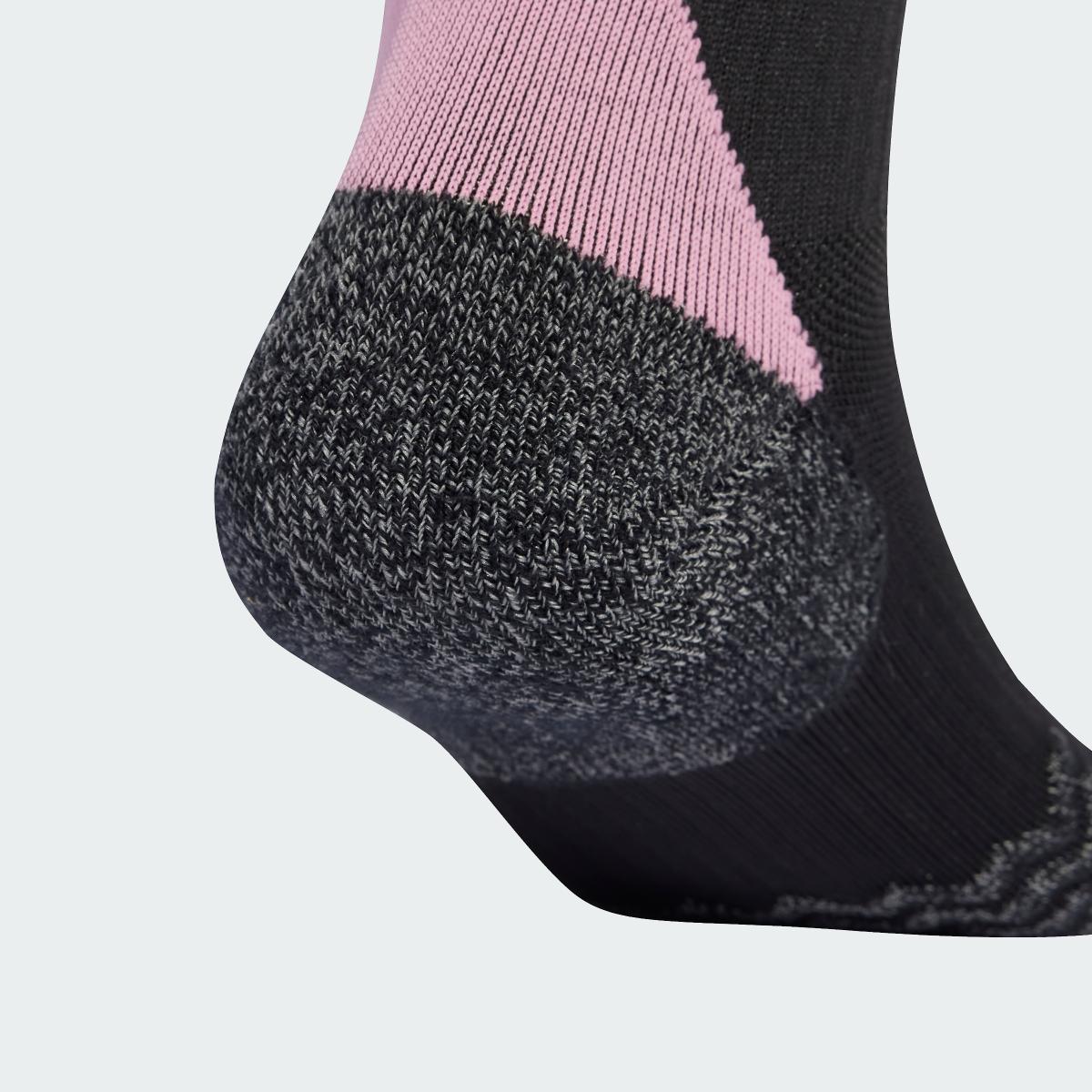 product/a/d/adidas_jn5743_black-bliss-pink_4.jpg