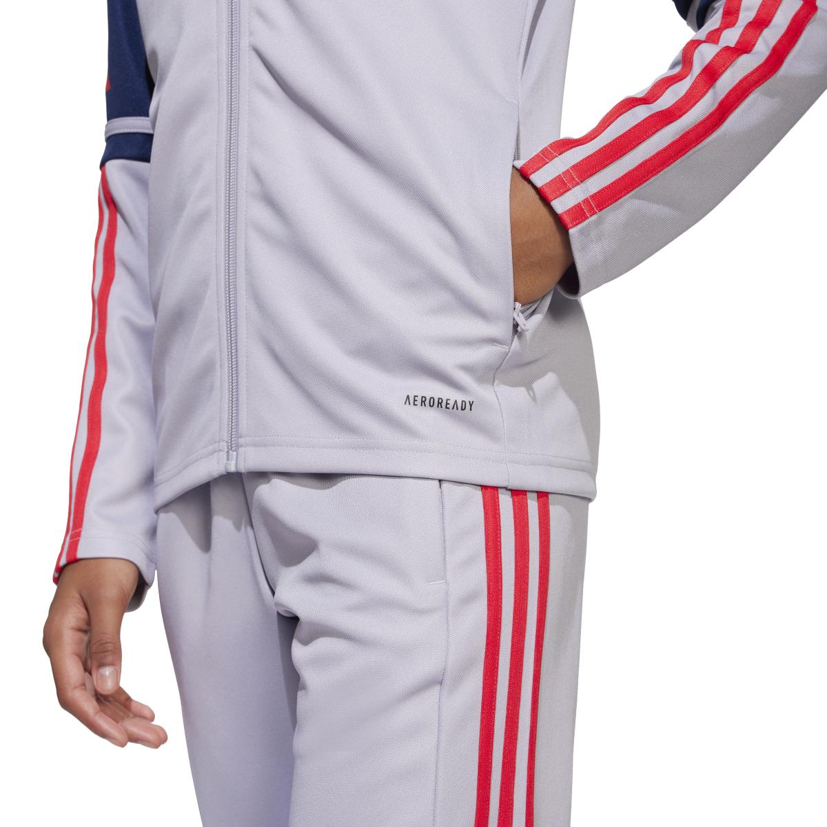 product/a/d/adidas_jp3396_7_apparel_on_model_detail_view_2_white.jpg