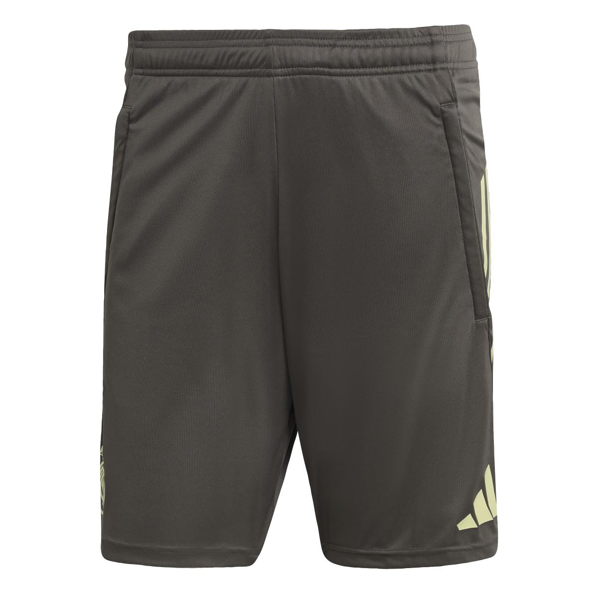 product/a/d/adidas_jp3992_1_apparel_photography_front_center_view_white.jpg