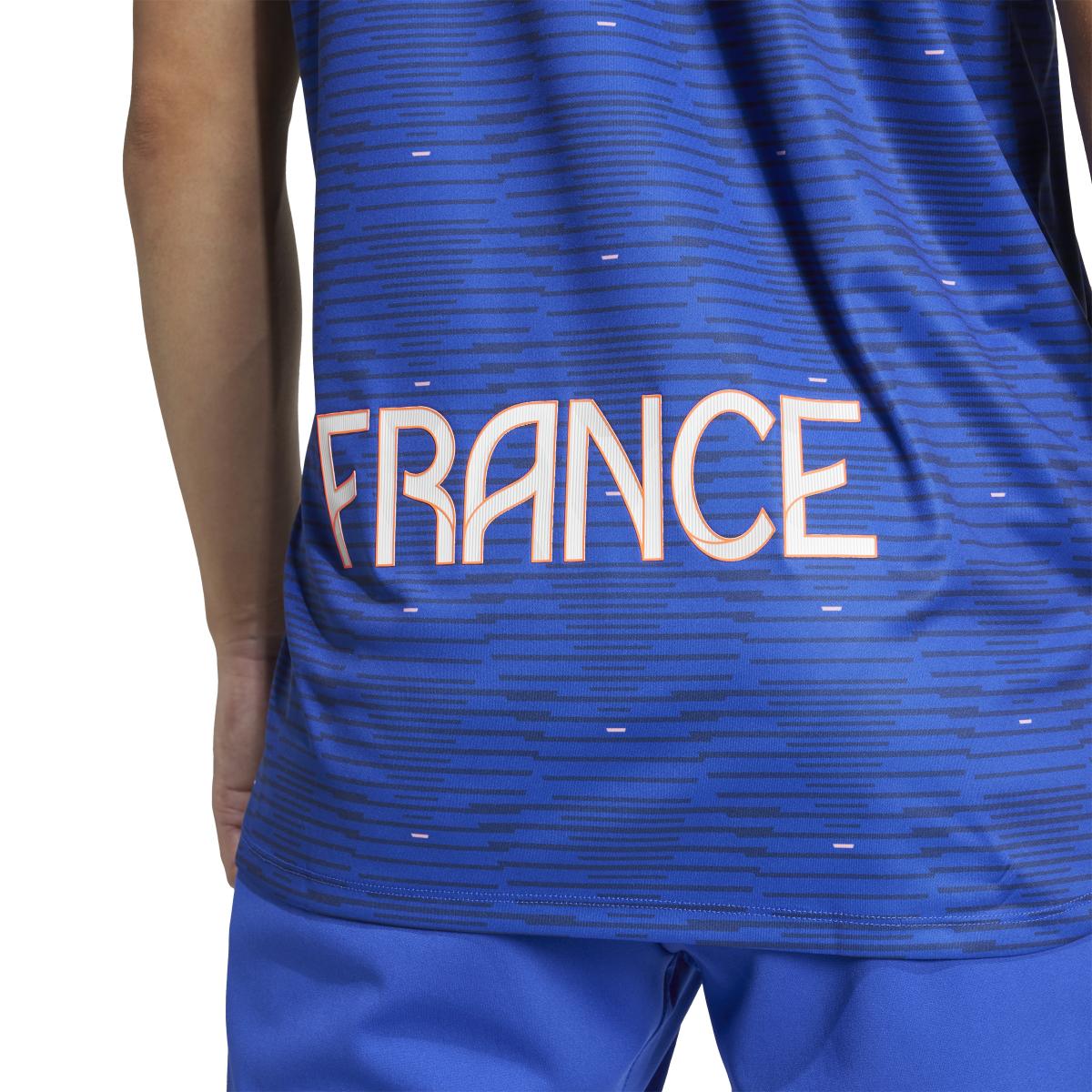product/a/d/adidas_jp4256_6_apparel_on_model_detail_view_2_white.jpg