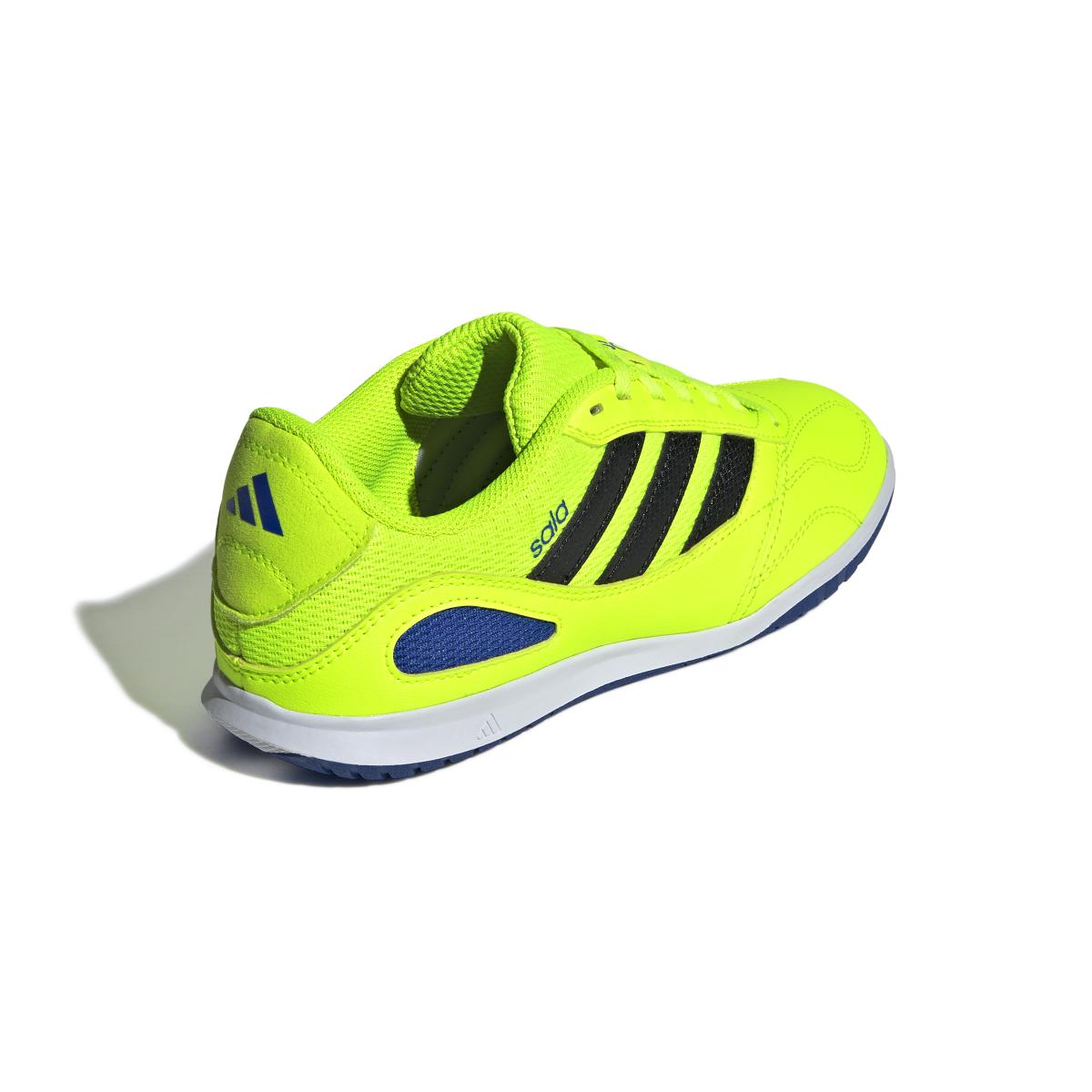 product/a/d/adidas_jp5273_6_footwear_photography_back_lateral_top_view_white.jpg