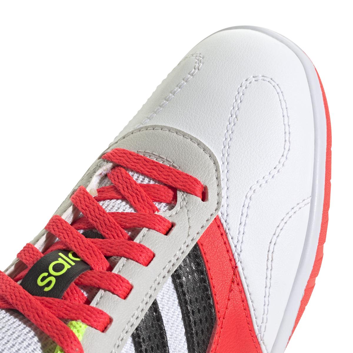 product/a/d/adidas_jp5435_7_footwear_photography_detail_view_1_white-nw091625.jpg